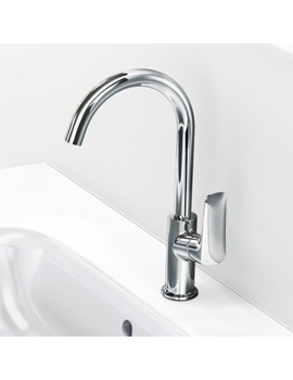 Hansgrohe Logis single lever basin mixer 210 with swivel spout with pop-up waste set 71130000 By Hansgrohe